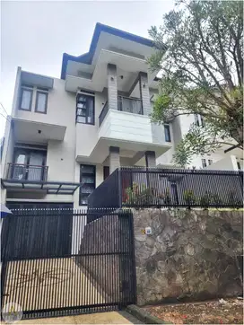 Jual Rumah Setiabudi Regency Full Furnished