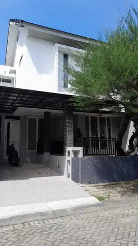 Dijual rumah Emerald View Bintaro Jaya Semi Furnished