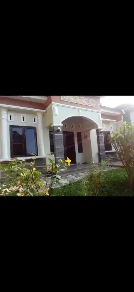 Dikontrakkan rumah nyaman graha mandiri residence semarang