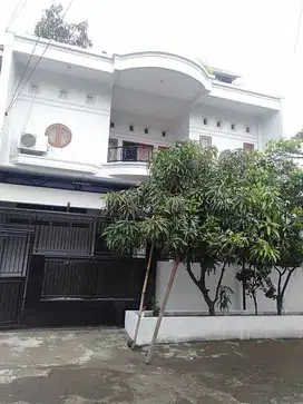 Rumah Lux Terawat di Taman Kopo Indah 2 Bandung