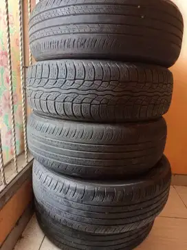 Ban bekas merek Dunlop enasave EC300+