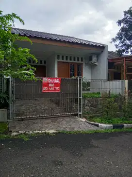 Dijual rumah minimalis Cluster Primerose sentul