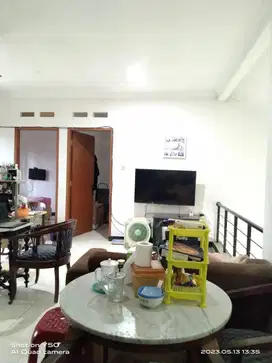 Dijual Rumah Murah Luas Besar Taman Kopo Indah 2