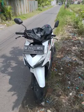 Vario 125 LED 2017 SS LENGKAP PAJAK HIDUP