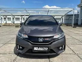DP 10JT Honda Jazz RS Matic 2015 GK5 Kondisi Istimewa