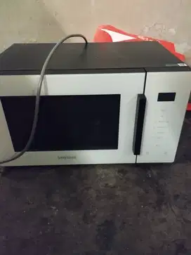 Microwave samsung MG30T