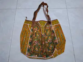 Tas Etnik Asli India