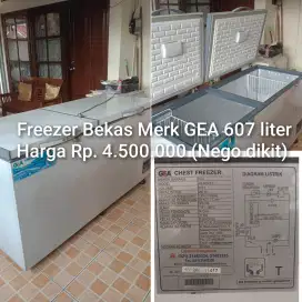 Jual Freezer bekas merk GEA 607 liter 260 watt