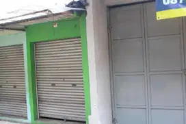 Disewakan Kios Ramai di Cipedes Tengah Bandung – Ada Toilet & Air!