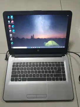 Dijual laptop HP silver ram 4GB SSD 128GB Windows 11 siap pakai 24jam