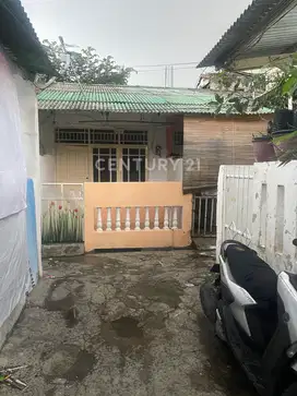 Rumah Kontrakan 10 Pintu Omzet 18jt/Bulan Di Pramuka