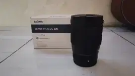 Lensa Sigma 16 mm Sony E Mount