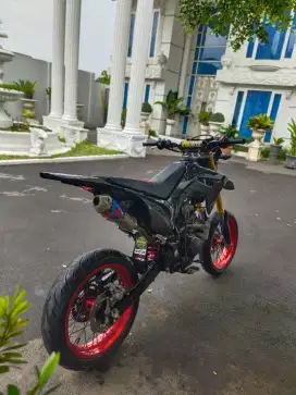 Mangga akang teteh gaduh Honda crf kelahiran 2022 hoyong di mahar  t