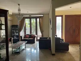 Rumah Mewah 2 Lantai di Gedung Hijau Lokasi Elit Pondok Indah Jak Sel