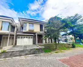 Rumah Mewah Kalasan Dekat Jl. Laksda Adisucipto, Ringroad Utara