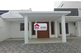 Di jual rumah sangat murah luas 233 m2 di Pesanggrahan Jaksel
