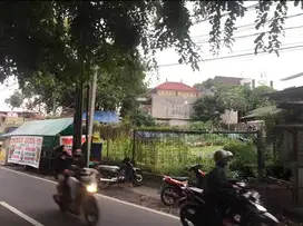Jual tanah di tepi jalan raya di warung jati Jakarta Selatan