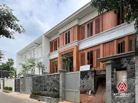 Kemang Dalam, Rumah Mewah 3 Lantai Baru On Progress Semi Furnished
