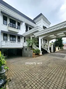 jual rumah fully furnished mewah tinggal bawa koper di Kemang Jaksel