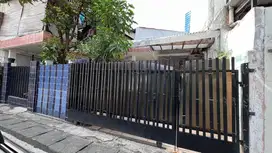 Jual Cepat Rumah Cocok Untuk Usaha Kos-Kosan Strategis Area Perkantora