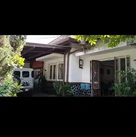 Jual rumah di Sayap Riau hitung tanah dekat Gedung Sate dan Gasibu