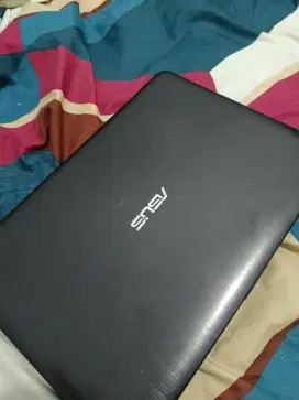 Laptop asus X441BA