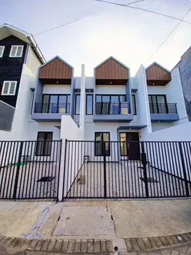 100 mtr dr Raya Kenjeran!Rumah Dijual Lebak Timur Baru Gress