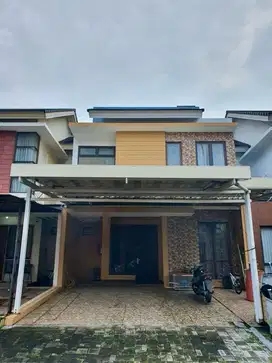 Rumah Sewa 3 Lantai Furnish Foresta Cluster Fiore BSD