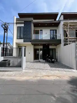 Rumah baru modern minimalis 2 lantai di Sidoarum dekat UNISA & UMY
