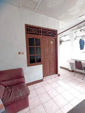 FOR SALE RUMAH TUA GRIYA LOKA BSD SEKTOR 1-2