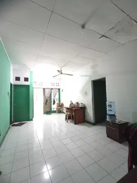 Dijual Rumah Tua Sektor 1-2 Griya Loka BSD