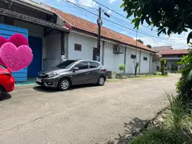Rumaht Atau Bangunan Cocok Buat Indomaret atau Gudang