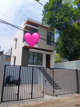 Dijual rumah baru dua tingkat di daerah Pondok Aren Bintaro