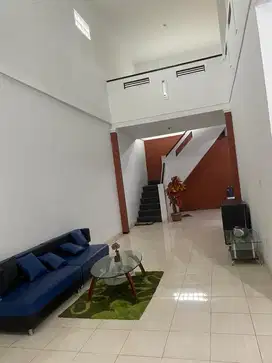 Dijual Rumah Mewah Modern Di Area Taman Mutiara Cimahi Tengah