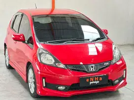 Honda JAZZ RS Ge8 1.5 A/T 2013.. eNHa garage Semarang..