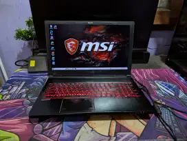 Laptop Gaming MSI GS63 7RE Intel Core I7-7700HQ Ram 16GB GTX 1050 Ti