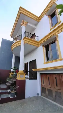Rumah 2 lantai siap huni Ciracas Jakarta Timur