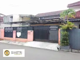 Dijual rumah bagus 2 Lantai Komplek Area Legoso Ciputat Tangsel
