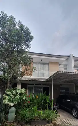 Dijual rumah 2 lantai cluster dekat Plaza Bintaro Tangsel