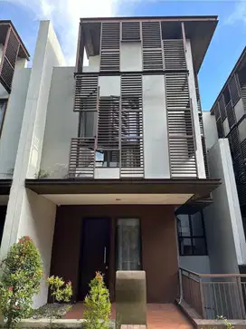 BSD Boulevard Raya, Cluster Whelford, Perumahan Greenwich