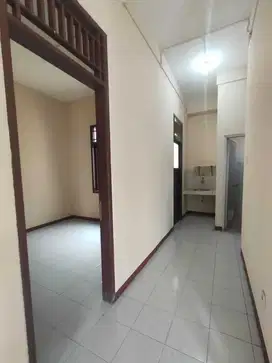 Dijual  Rumah dalam Komplek PJMI disamping STAN