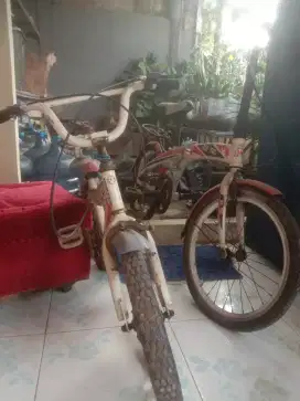 Jual 2 Sepeda 600.000 nego