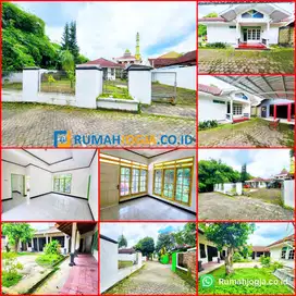 rumah dan kost maguwoharjo dekat masjid nyaman dan strategis