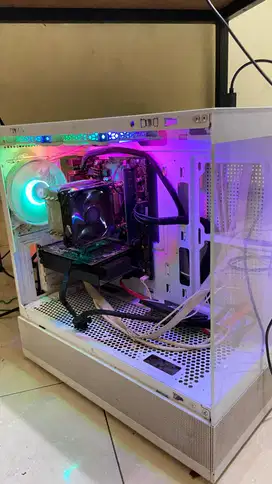 PC + Monitor Core i7-8700 (Gen 8)