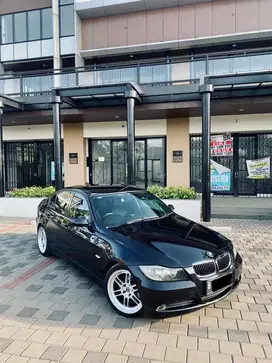 BMW 320i 2008 Bensin