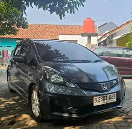 Honda Jazz rs mmc AT2013 pajak on 1500cc
