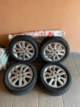 Velg Mobilio R15 Pcd 100
