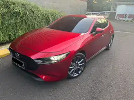 Jual Mazda 3 Hatchback 2021 Merah Kondisi super