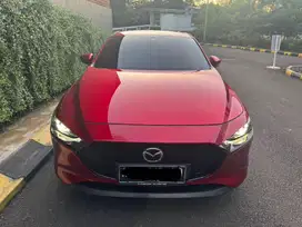 Jual Mazda 3 Hatchback 2021 Merah Kondisi super