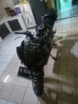 DIJUAL HONDA CBR 150R 2016
